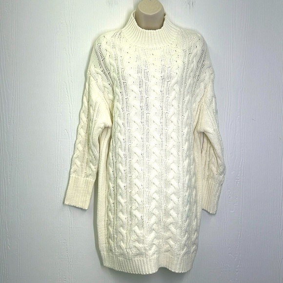 Dreamers - Mock Neck Cable Knit Chunky Ivory Sweater Dress Size Small / Medium - Picture 1 of 12
